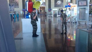 いろんな意味でフランスの空港だなと感じる。