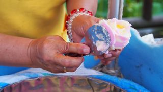 秋田名物ババヘラアイス