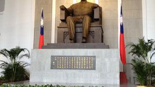 イケメン揃いの交代儀式