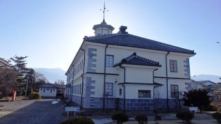 国の重要文化財に指定されている長野県松本市にある旧開智学校（きゅうかいちがっこう）