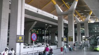 市の中心街からは北東方向に位置・・・