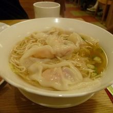 海老ワンタン麺
