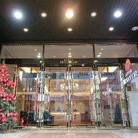 窓が小さくて部屋が暗かったけど、寝るだけだし