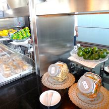 ラウンジ内です。