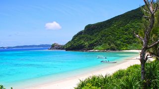 透明度バツグン渡嘉敷島のビーチ