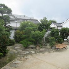 広い敷地のお庭とか、何か生かすことができないものだろうか…