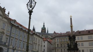 プラハ城の眼下に広がる広場