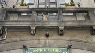 小さいながら意匠を凝らしたデザイン