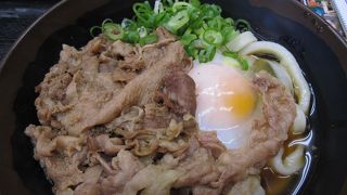 肉うどんがオススメ