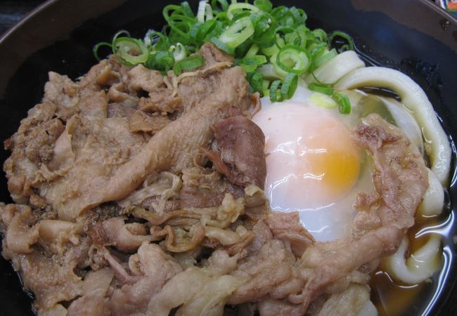 肉うどんがオススメ