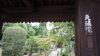 非公開ながら重要文化財が多い寺院