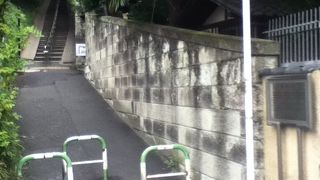 近くに複数の観光施設がある