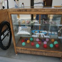 うちわも売ってました！