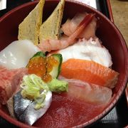 新鮮な魚類を購入して、海鮮料理を堪能！！