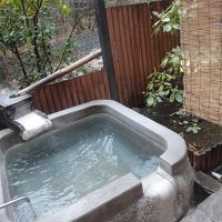 客室露天風呂。清潔感もあり雰囲気も○