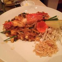 プールサイド横のレストラン