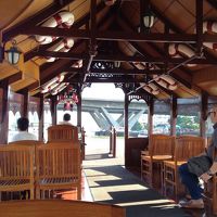 ホテル専用の船