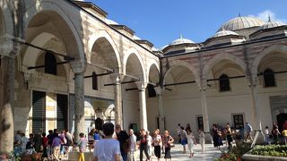 ダイヤモンドとエメラルド