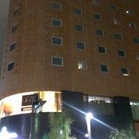 外観です。フロントは２階です。