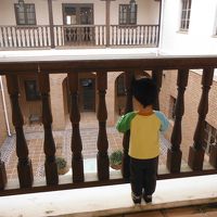 所々、中庭があります