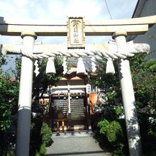 近くの晴明神社