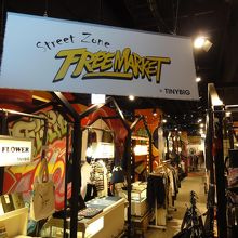 ３F　ファッションストリート