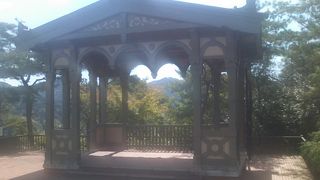 明治村最南部に位置する休憩スポットです