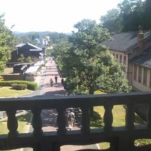 ２Fから望む明治村二丁目エリア全体の様子