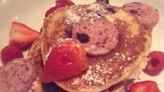 念願のベリーベリーパンケーキ@bills 赤レンガ