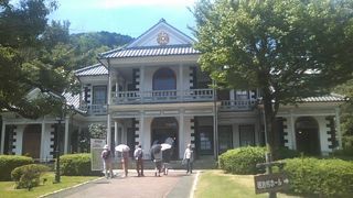 明治村の村長室があります
