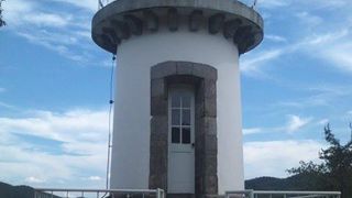 入鹿池の景観を楽しむならここです