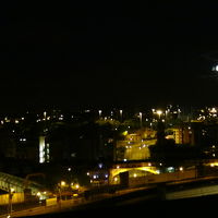 部屋からのディーンズゲート駅方面夜景