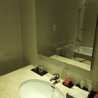 ハンドシャワーでバスタブ付き