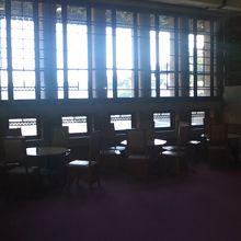 ２Fの一角にも休憩スペースがあります