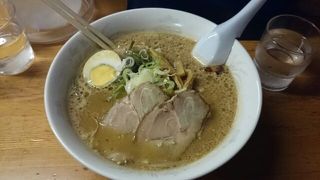 新ラーメン横丁のお店