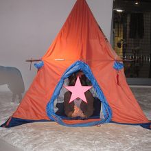 植村直己さんが使っていたテントのモデル