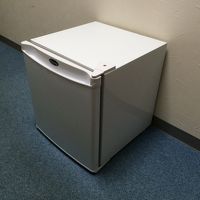 冷蔵庫はあります。ちゃんと冷えます。