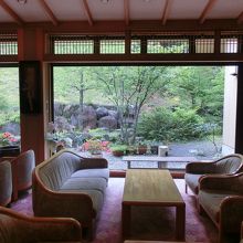 談話コーナーでは２００円でコーヒーが飲めます。