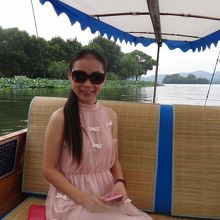 同乗した中国のお姉さん。英語ペラペラでした。