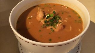 静かな中華料理屋