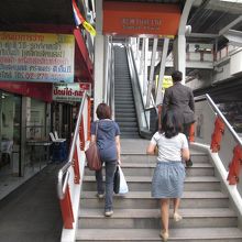 サパーンクワイ駅