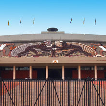 オリンピック・スタジアムのディエゴ・リベラの壁画