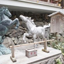 絵馬発祥の神社とも言われています。