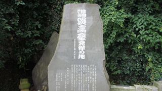 講談師、伊東燕晋