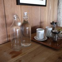 飲料水はこの瓶に必要なだけくれます。