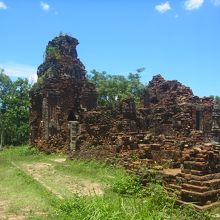 なんだかラピュタ城みたいだな