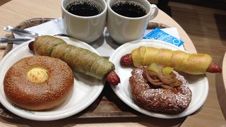 便利なベーカリーカフェ☆