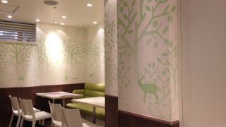 静かに楽しめるスイパラ