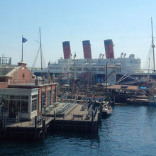 私の大好きなアングルです。