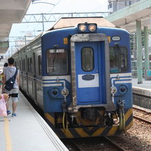 此方は普通列車です